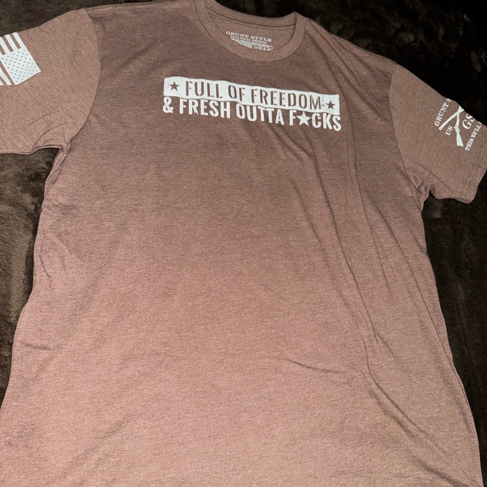 Grunt Style Men's Graphic Brown Tee